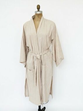 ELSE Light Beige Pinstripe Kimono Robe.